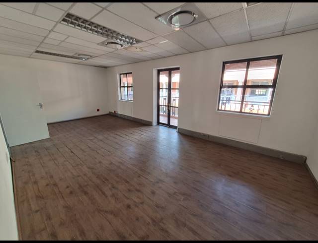 448M² OFFICE TO LET IN MORNINGSIDE